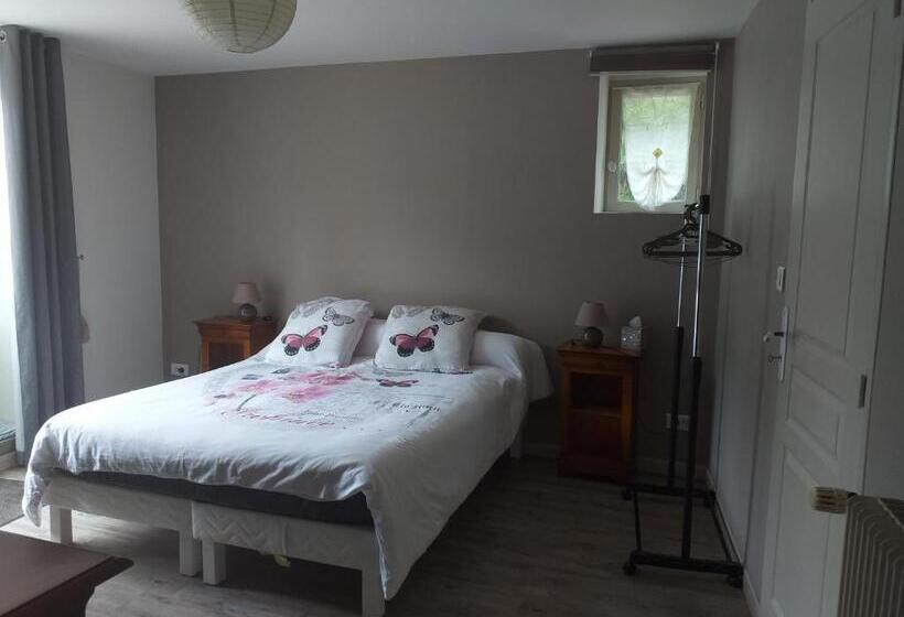 פנסיון Le Jardin De Josseline