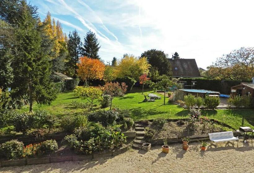 פנסיון Le Jardin De Josseline