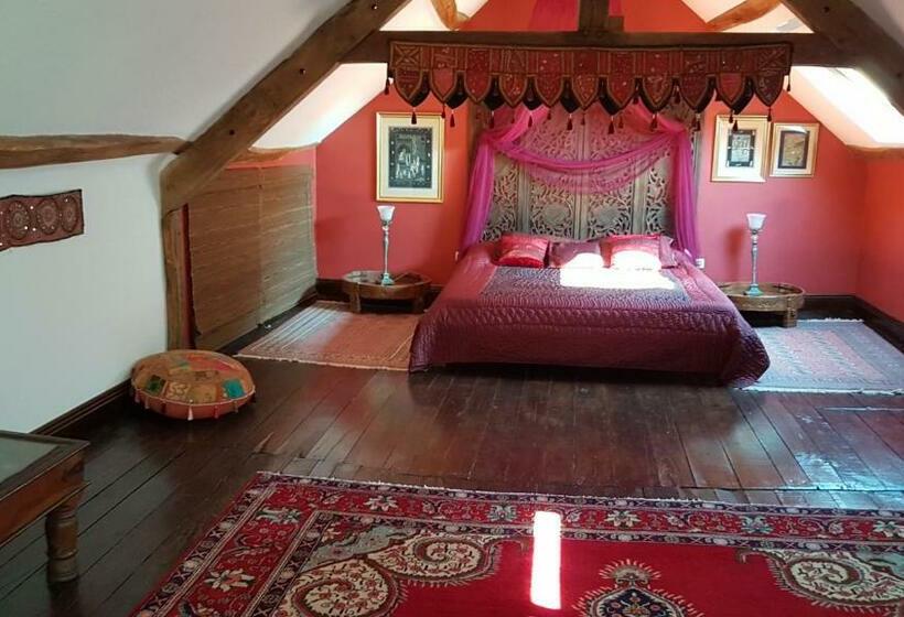 פנסיון Le Jardin Des Chênes