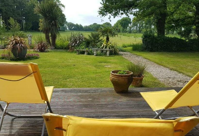 פנסיון Le Jardin Des Chênes