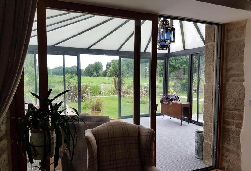 פנסיון Le Jardin Des Chênes