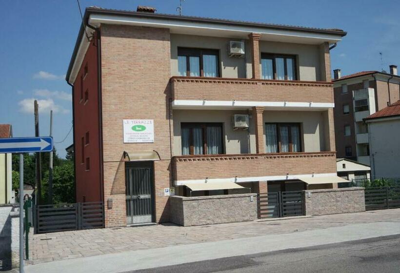 بنسيون Le Terrazze Rooms & Studios