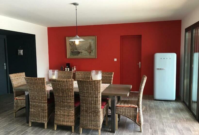 膳宿费 Les Naiades