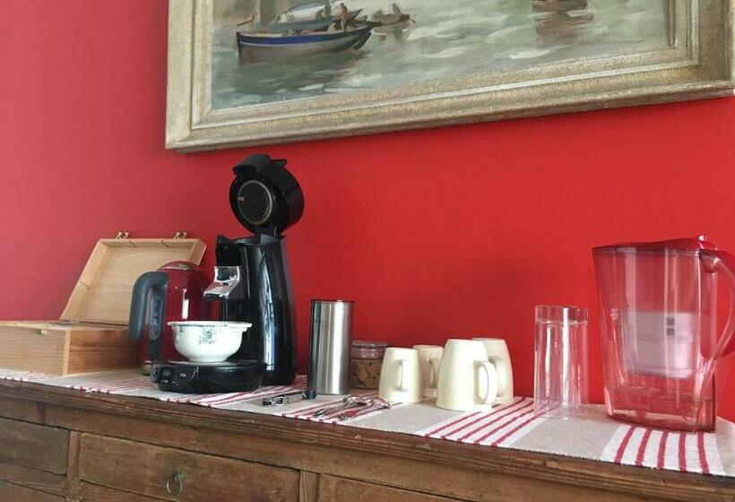 膳宿费 Les Naiades