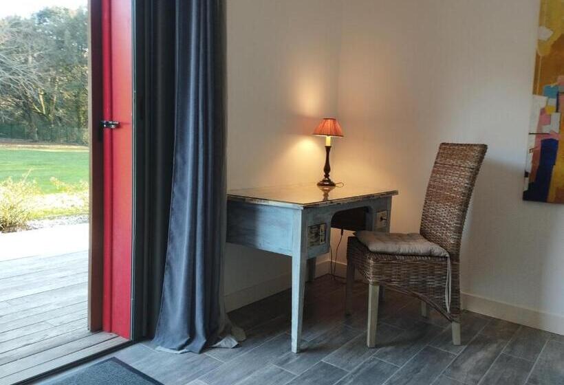 膳宿费 Les Naiades