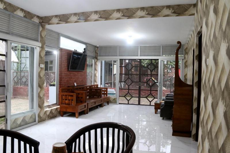 Пансион Mj S Guesthouse Dog Lovers