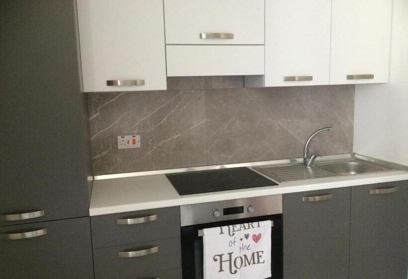 پانسیون Seaside Room