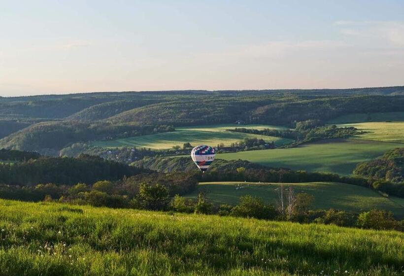 بنسيون Výhledna