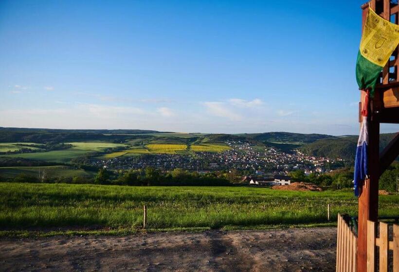 بنسيون Výhledna