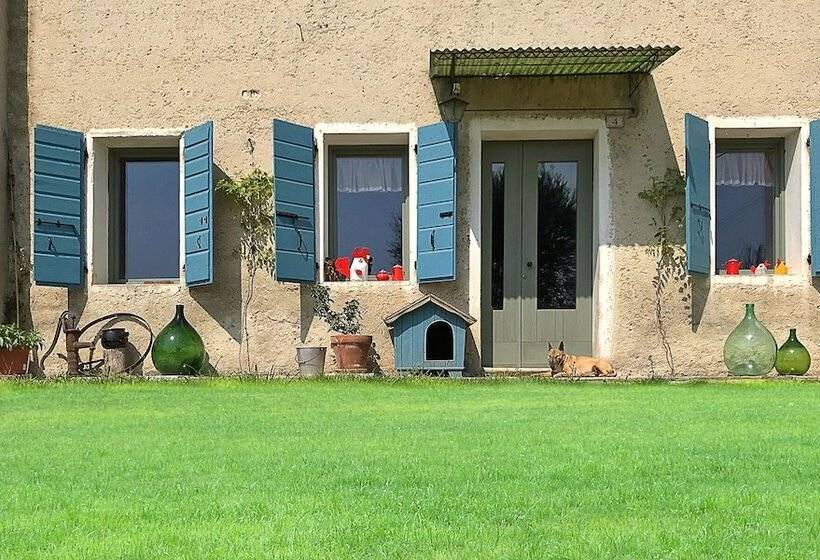 Room In B&b   B&b Carlonga A Double Room For Two People