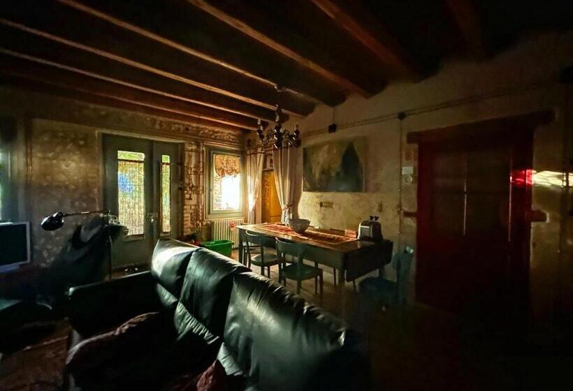 Room In B&b   B&b Carlonga A Double Room For Two People