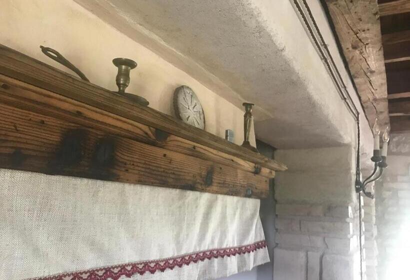 Room In B&b   B&b Carlonga A Double Room For Two People