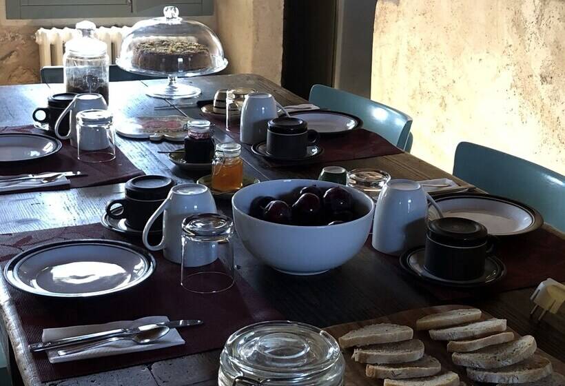 Room In B&b   B&b Carlonga A Double Room For Two People