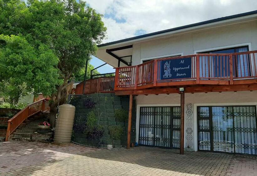 تختخواب و صبحانه At Upperwood Manor