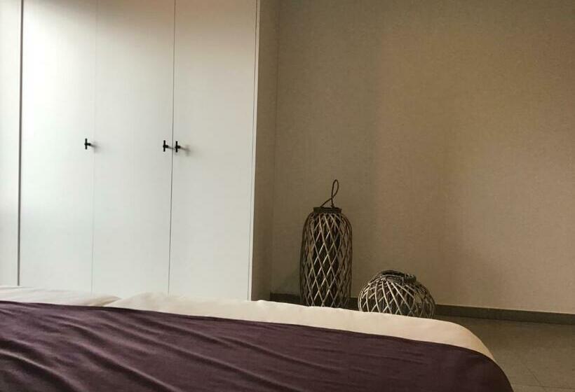 민박 Au Bord De La Foret