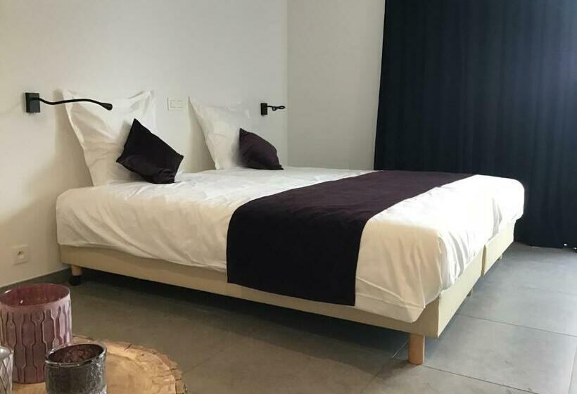 민박 Au Bord De La Foret