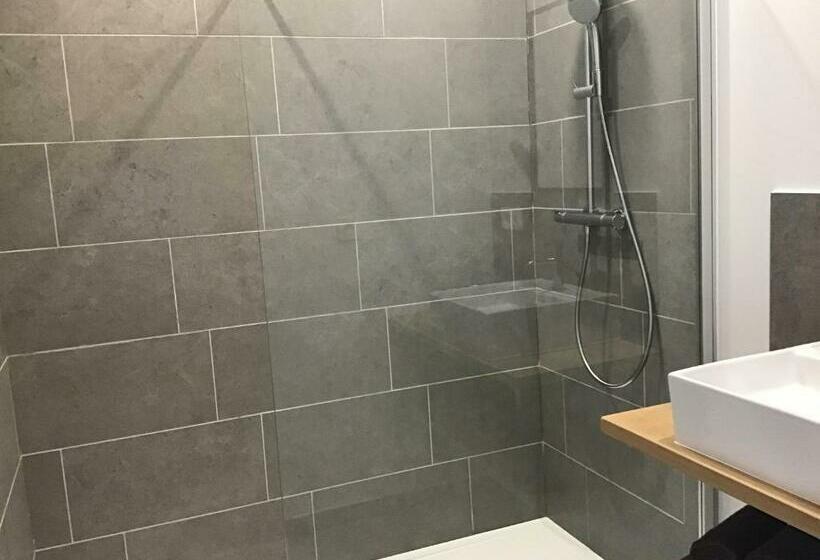 민박 Au Bord De La Foret