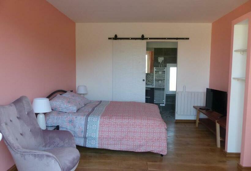 Bed and Breakfast Au Clair De Loup