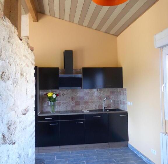 Bed and Breakfast Au Clair De Loup