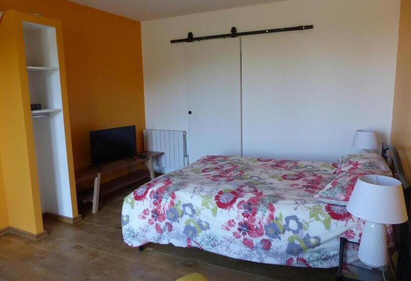 Bed and Breakfast Au Clair De Loup