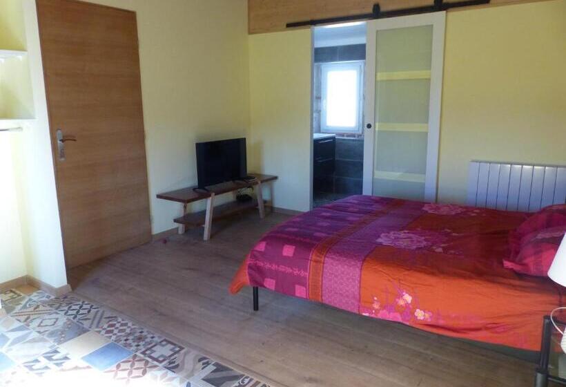 Bed and Breakfast Au Clair De Loup