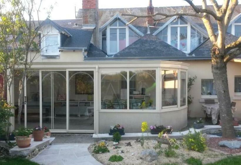 민박 Chambre D Hôtes Mansardée