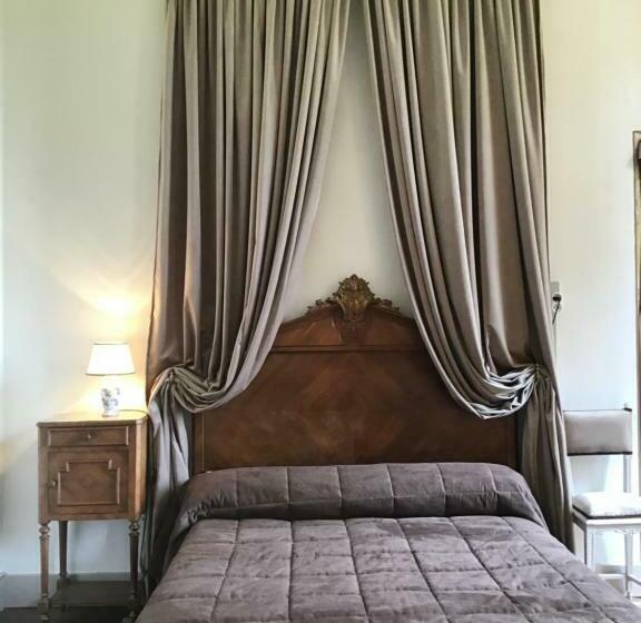 مبيت وإفطار Chateau De Longeville