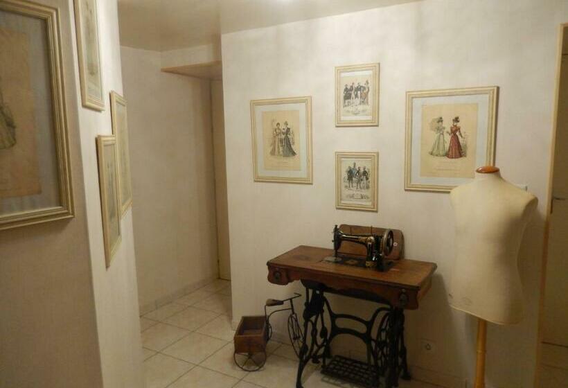 مبيت وإفطار Chez Chris Et Vince