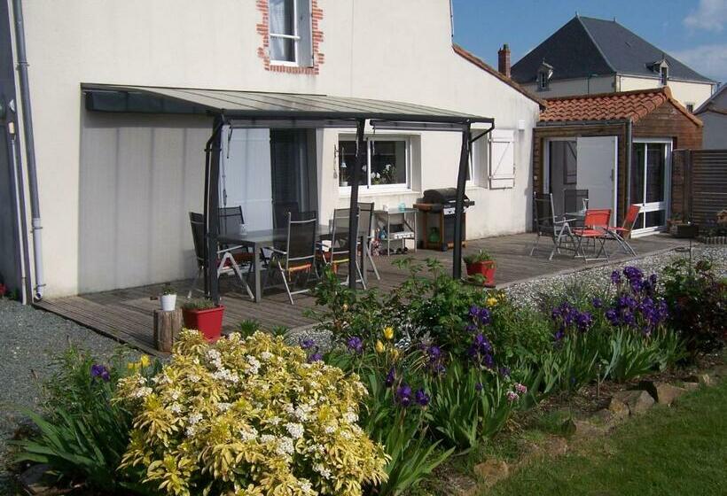 مبيت وإفطار Chez Chris Et Vince