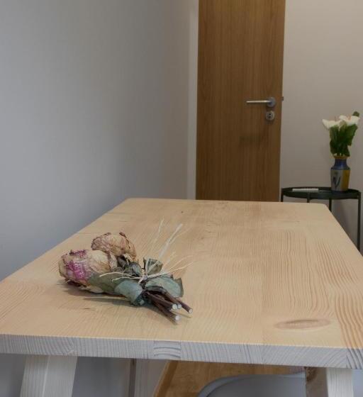 Bed and Breakfast Dois Lagares House