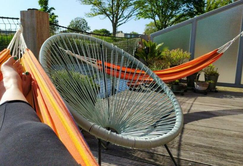 ベッドアンドブレックファースト Dutch African Breeze