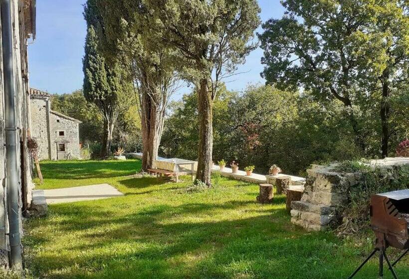 Bed and Breakfast Ferme De Laspeyrières