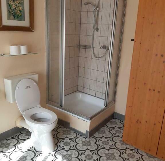 Bed and Breakfast Gastehaus Am Calmont