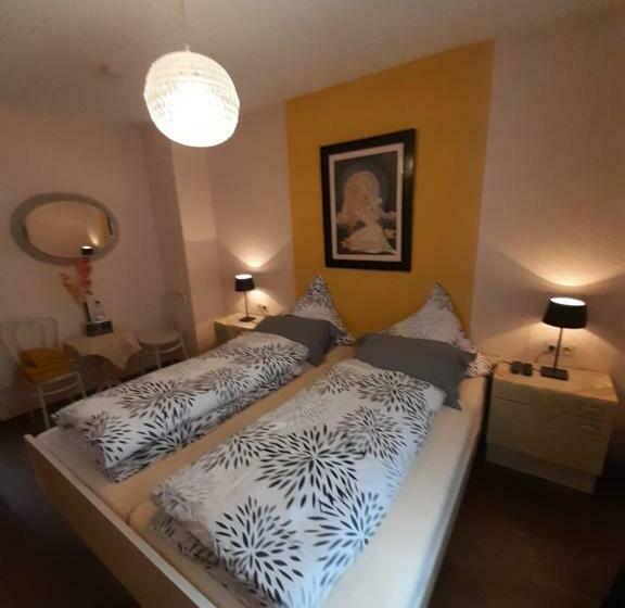 Bed and Breakfast Gastehaus Am Calmont