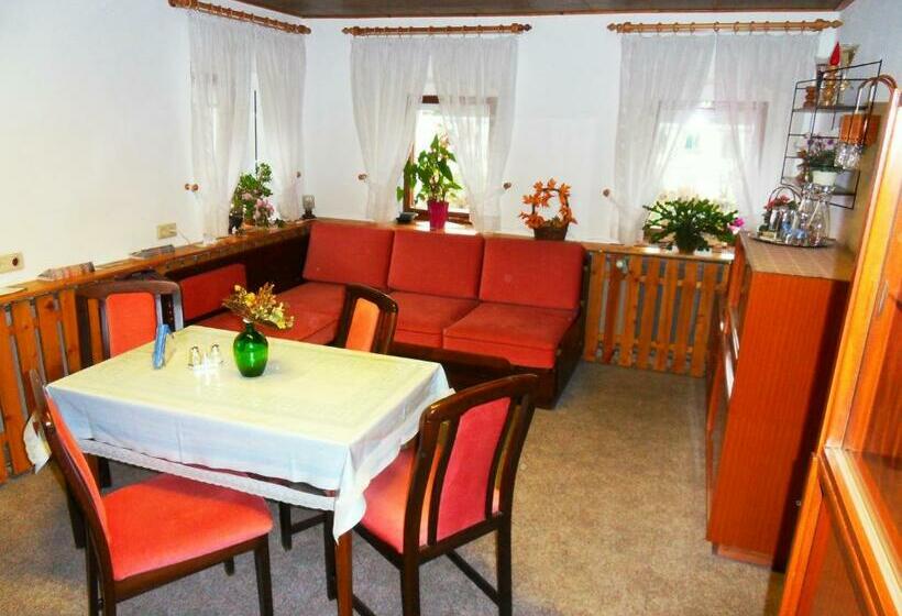 Gästezimmer Zittau   Bed & Breakfast