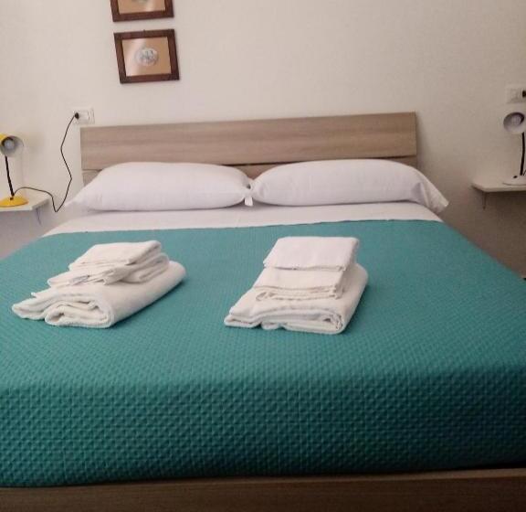 住宿加早餐  Mamena