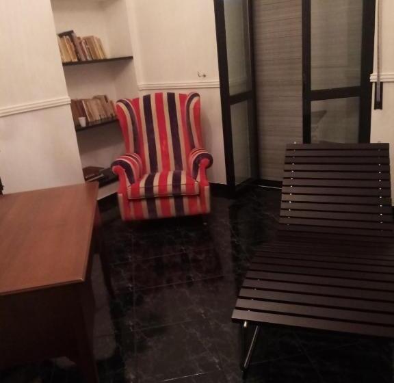 住宿加早餐  Mamena