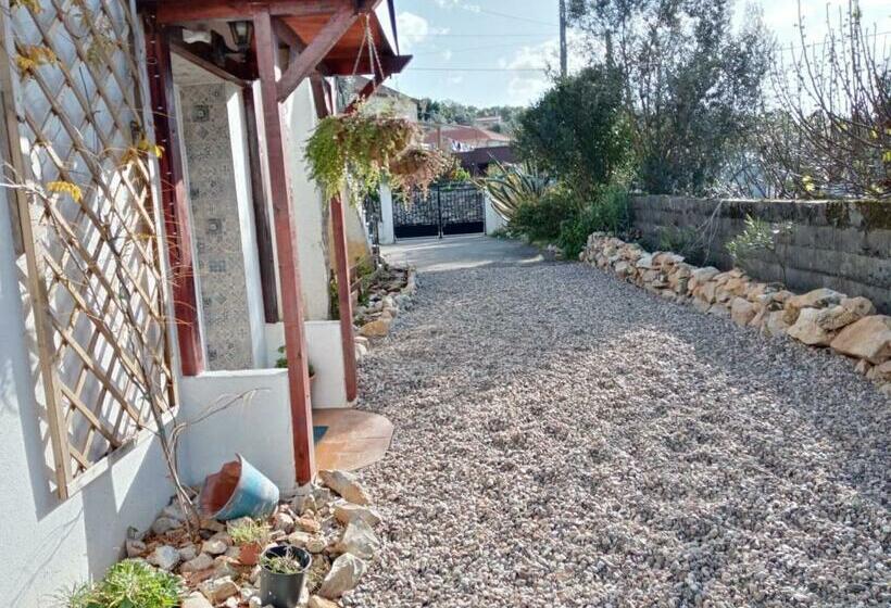 مبيت وإفطار Quinta Dos Church