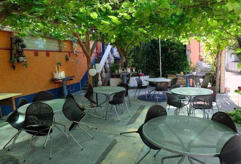 مبيت وإفطار Restaurant Don Pepe