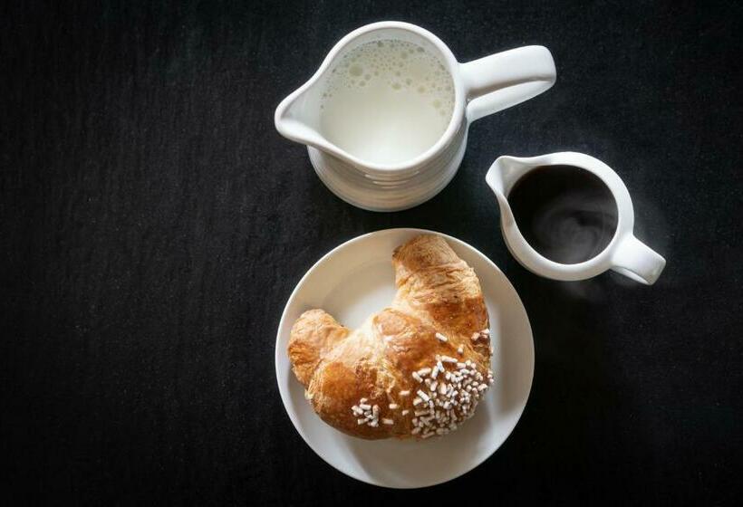 مبيت وإفطار Sasso Di Luna