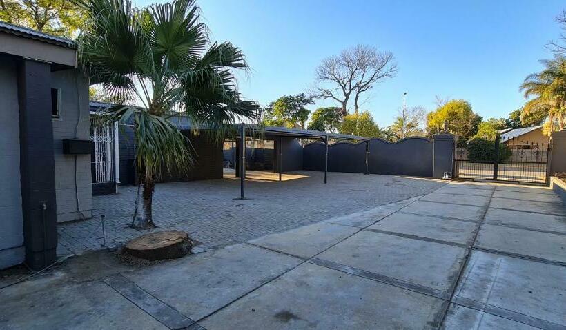 住宿加早餐  Sleepover @194