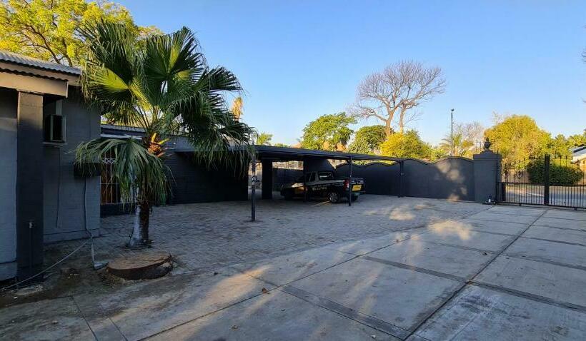 住宿加早餐  Sleepover @194