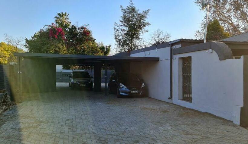 住宿加早餐  Sleepover @194