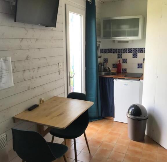 مبيت وإفطار Studio Avec Piscine