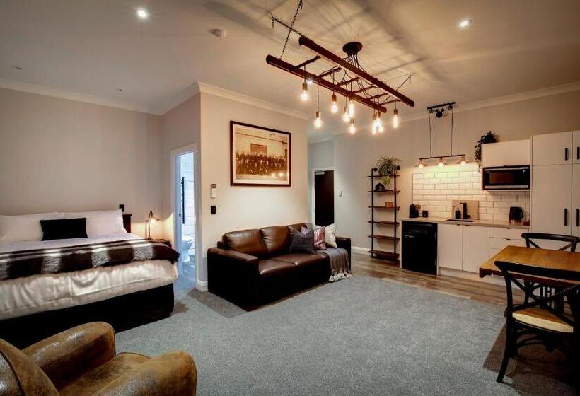Hokitika Fire Station Boutique Accommodation