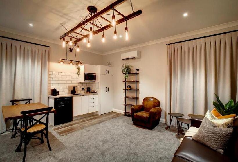 Hokitika Fire Station Boutique Accommodation