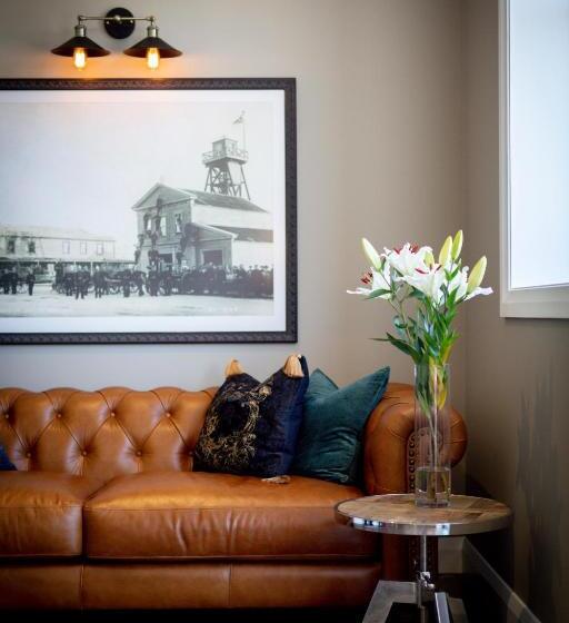 Hokitika Fire Station Boutique Accommodation