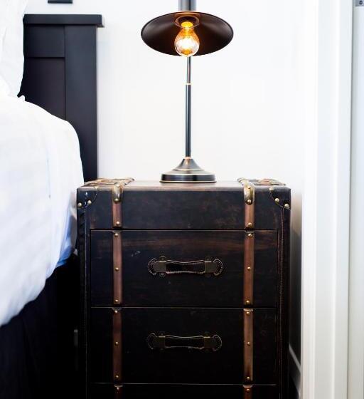 Hokitika Fire Station Boutique Accommodation