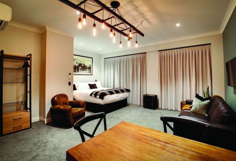 Hokitika Fire Station Boutique Accommodation