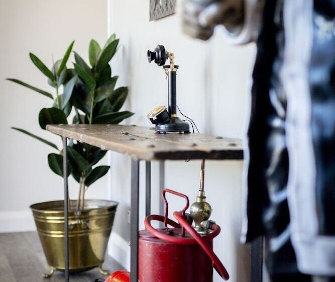 Hokitika Fire Station Boutique Accommodation